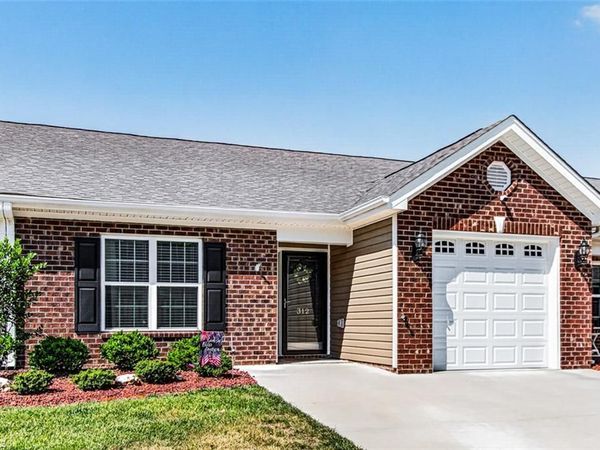 312 Oak Ridge Drive , Archdale, NC 27263