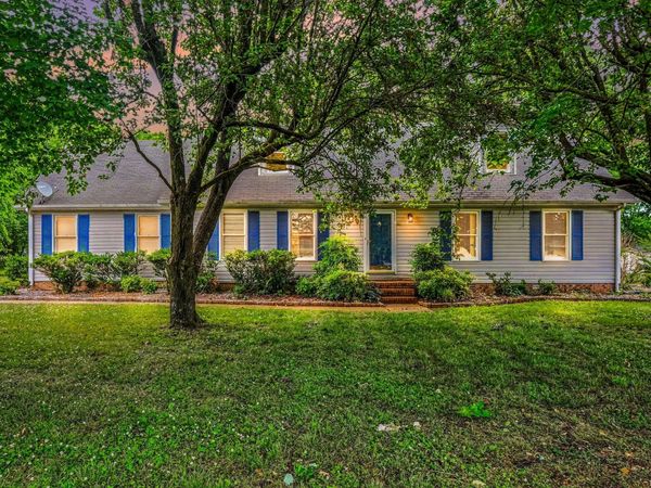10308 Roanoke Dr , Murfreesboro, TN 37129