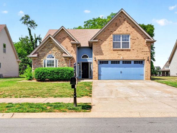 1393 Judge Tyler Dr , Clarksville, TN 37043