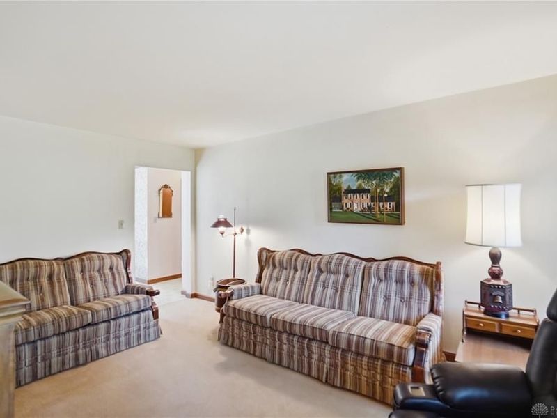 9075 N Hetzler Road, Piqua, OH 45356 Photo 11
