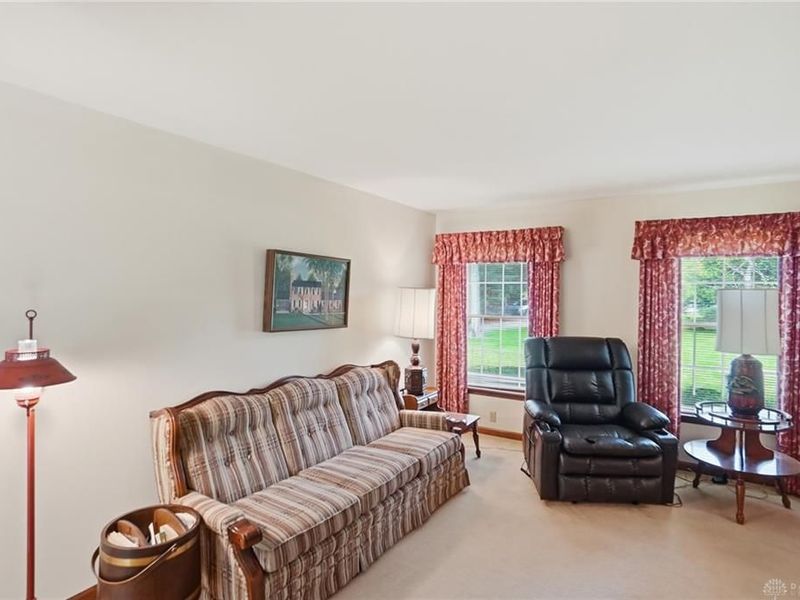 9075 N Hetzler Road, Piqua, OH 45356 Photo 13