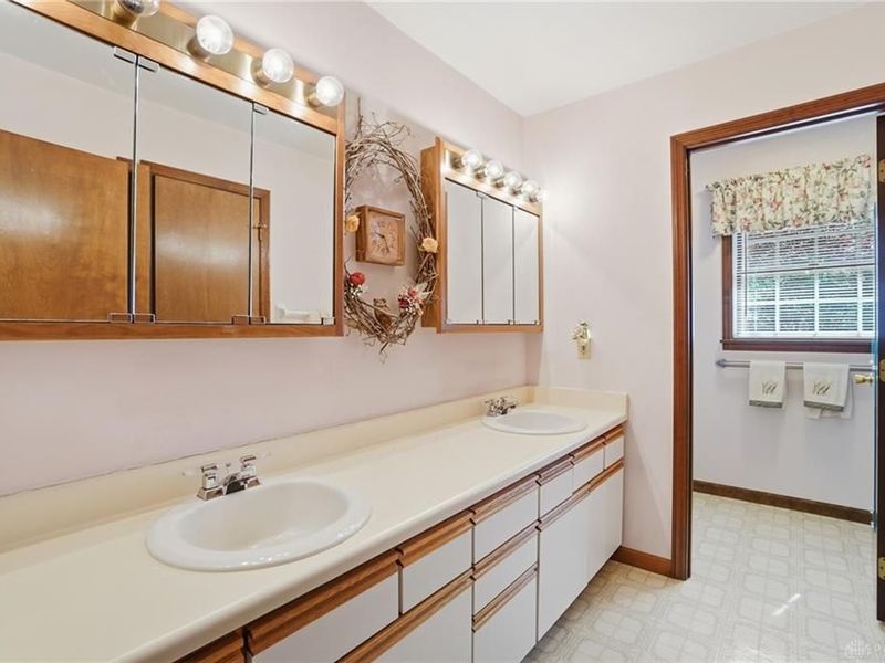 9075 N Hetzler Road, Piqua, OH 45356 Photo 54