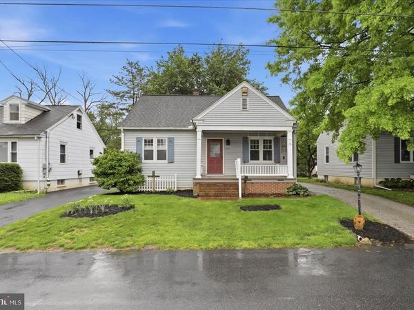 233 E FERDINAND STREET, MANHEIM, PA 17545
