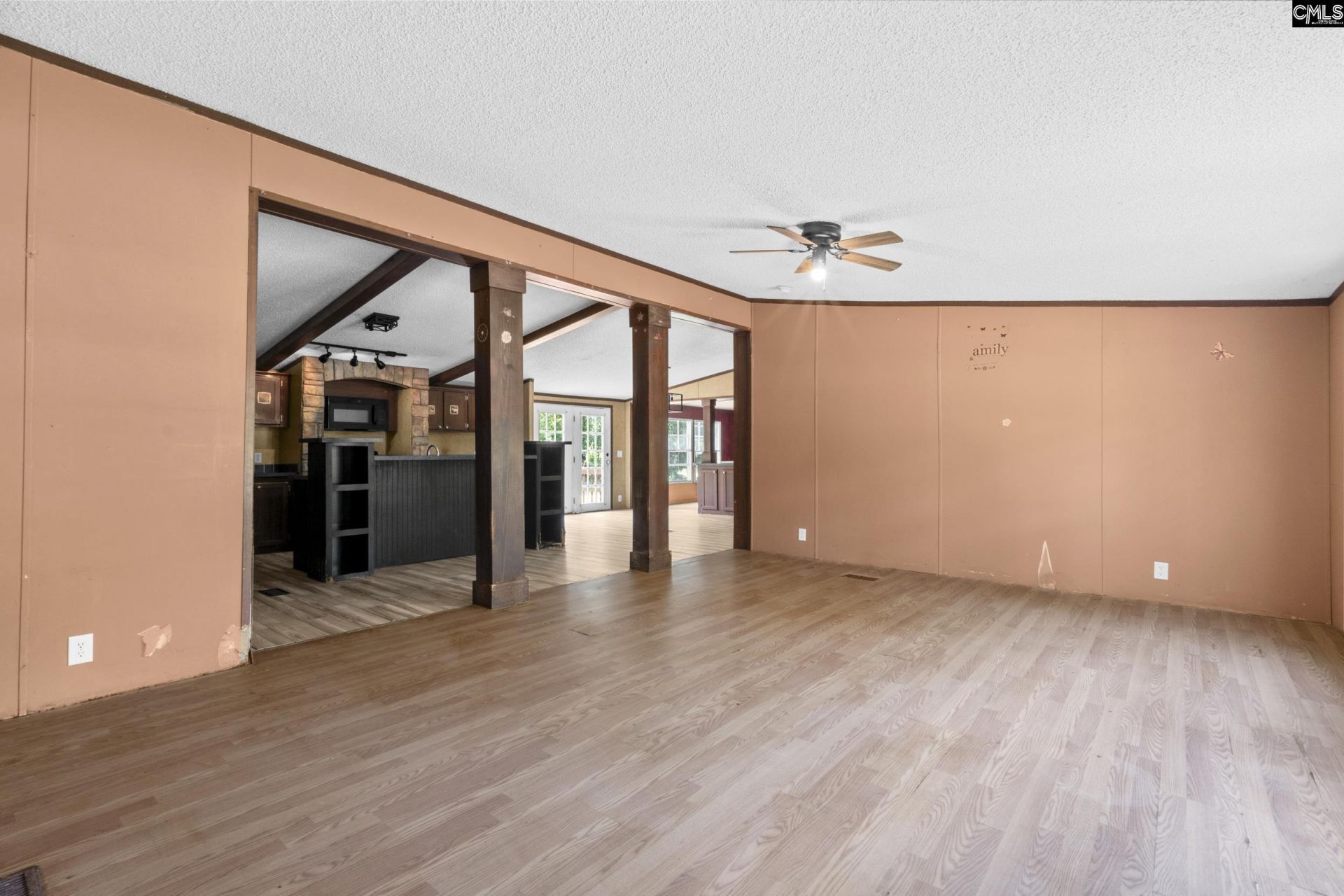 1545 Clarkson Road  Photo 5