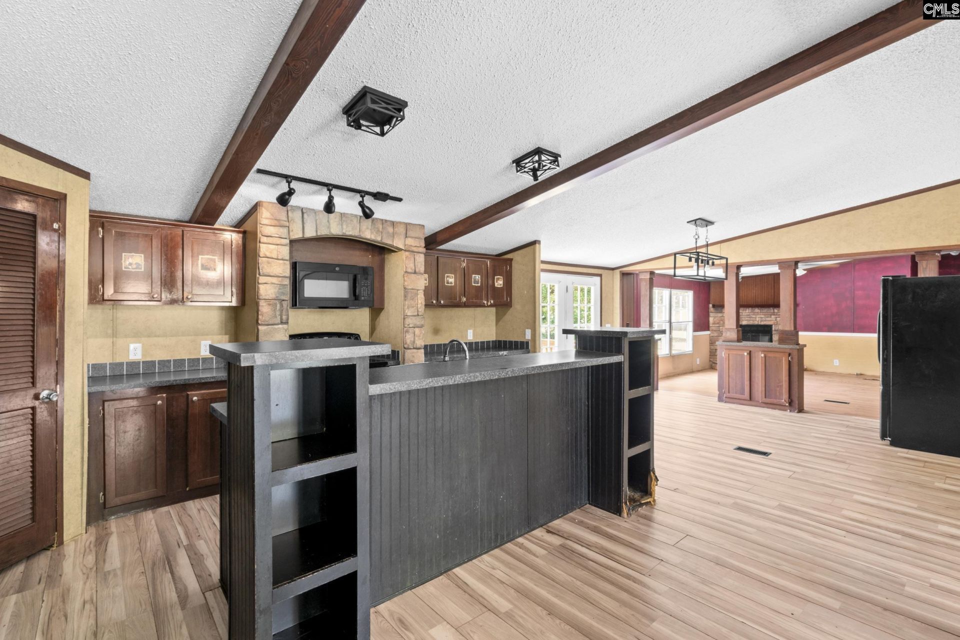 1545 Clarkson Road  Photo 9
