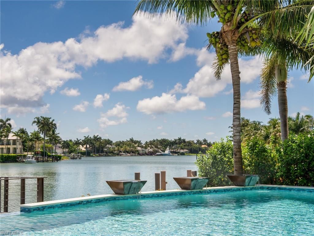 3525 Fort Charles Dr , Naples, FL 34102 Photo