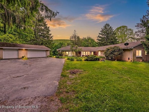 1000 Layton Road , South Abington Twp, PA 18411
