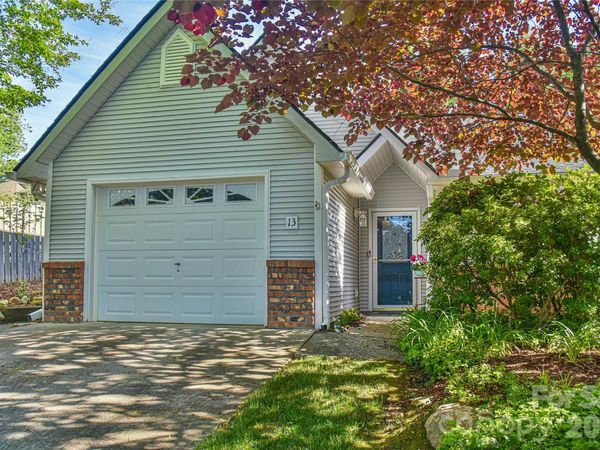 13 Silver Place , Black Mountain, NC 28711