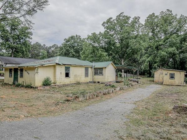 3700 Moore Road , Austell, GA 30106