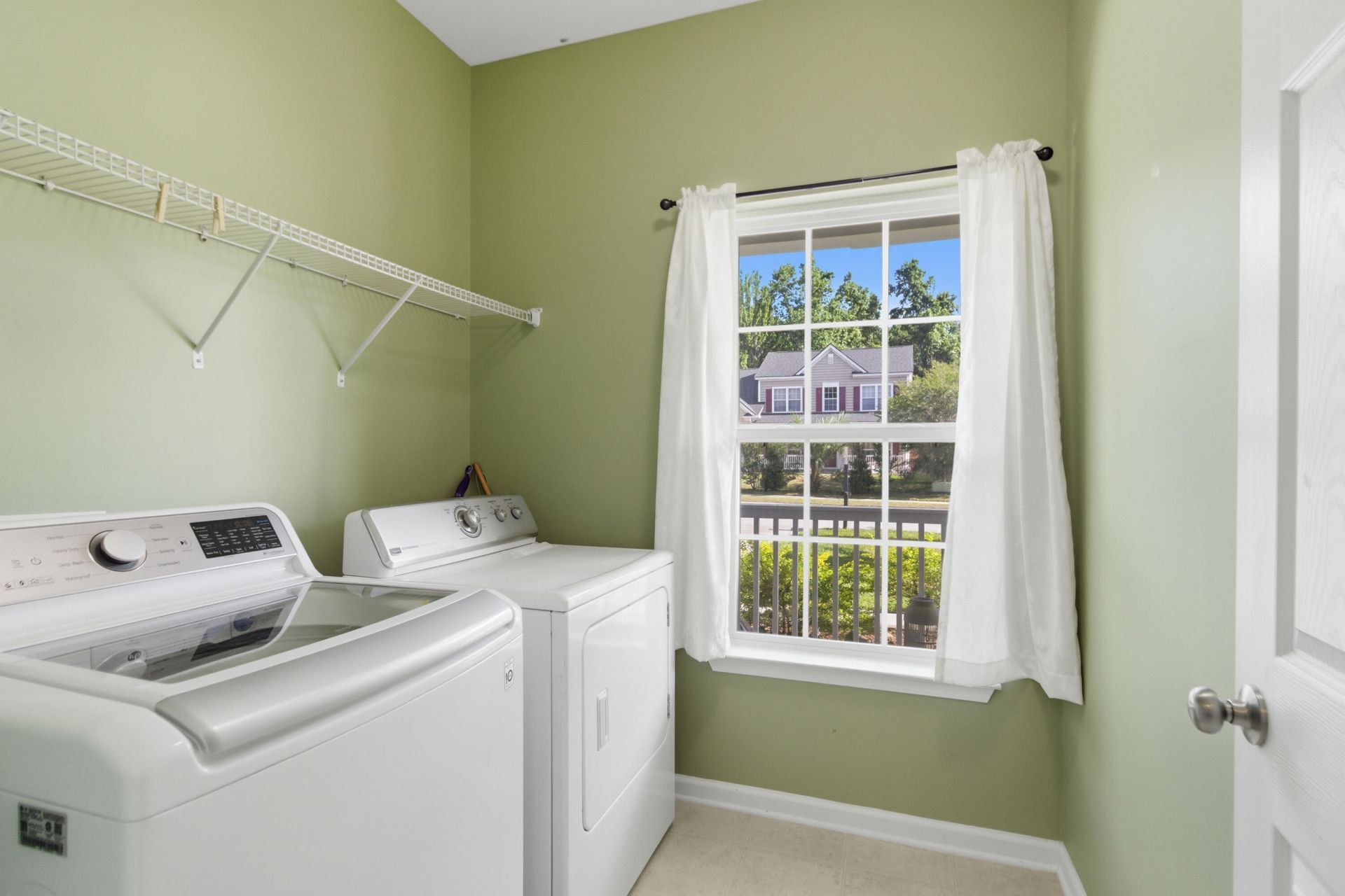 1368 Ashley Garden Boulevard Photo 21