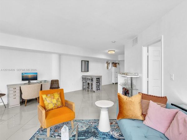 825 Brickell Bay Dr , Unit 2048, Miami, FL 33131