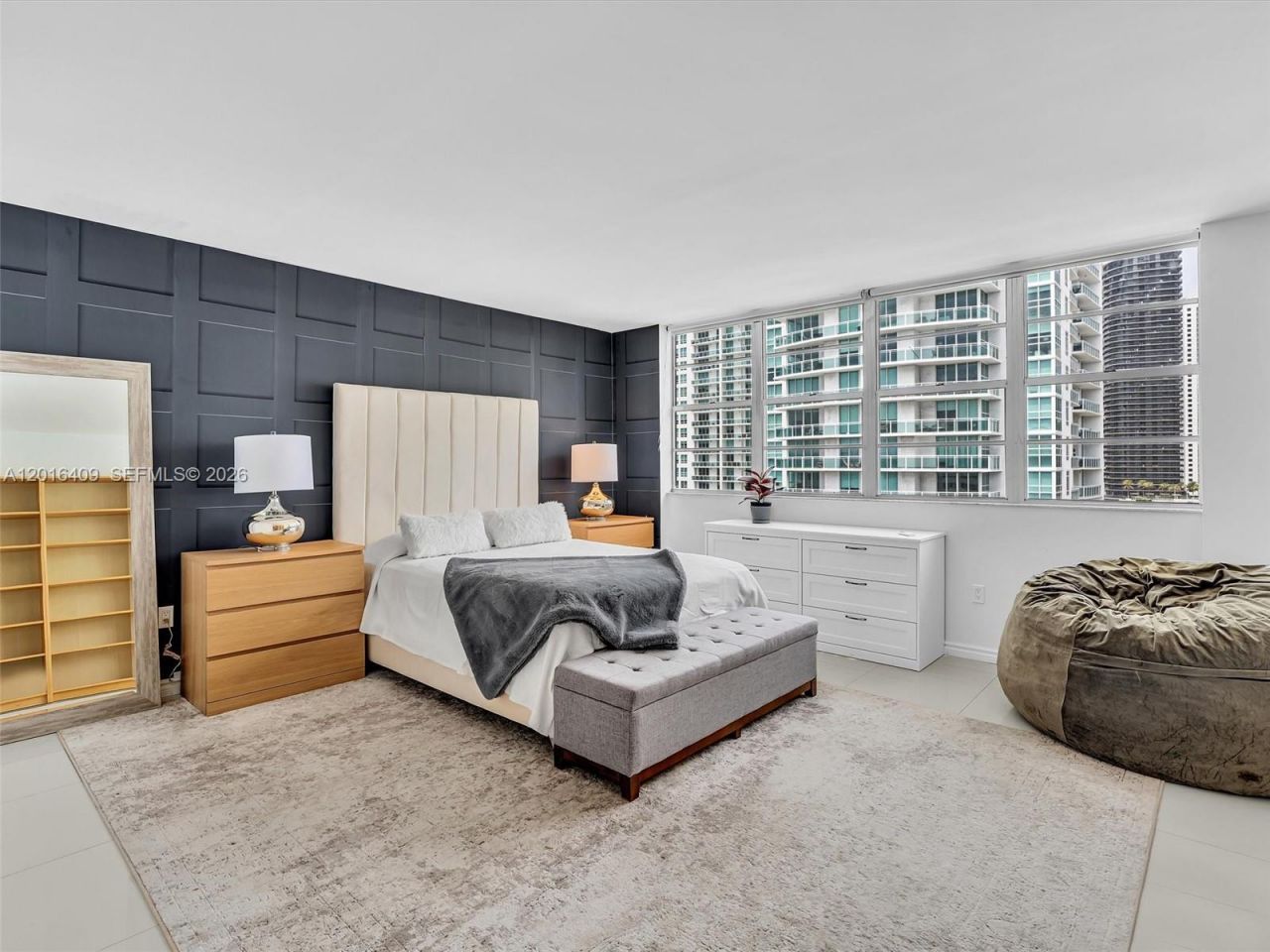825 Brickell Bay Dr, Unit 2048, Miami, FL 33131 Photo