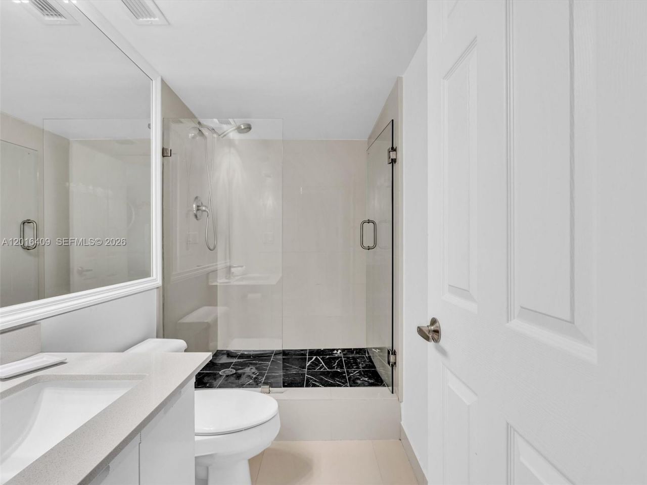 825 Brickell Bay Dr, Unit 2048, Miami, FL 33131 Photo