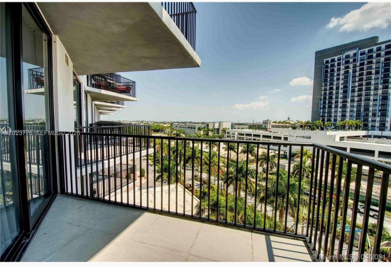 5300 Paseo Blvd  Unit 401 , Unit 401, Doral, FL 33166 Photo