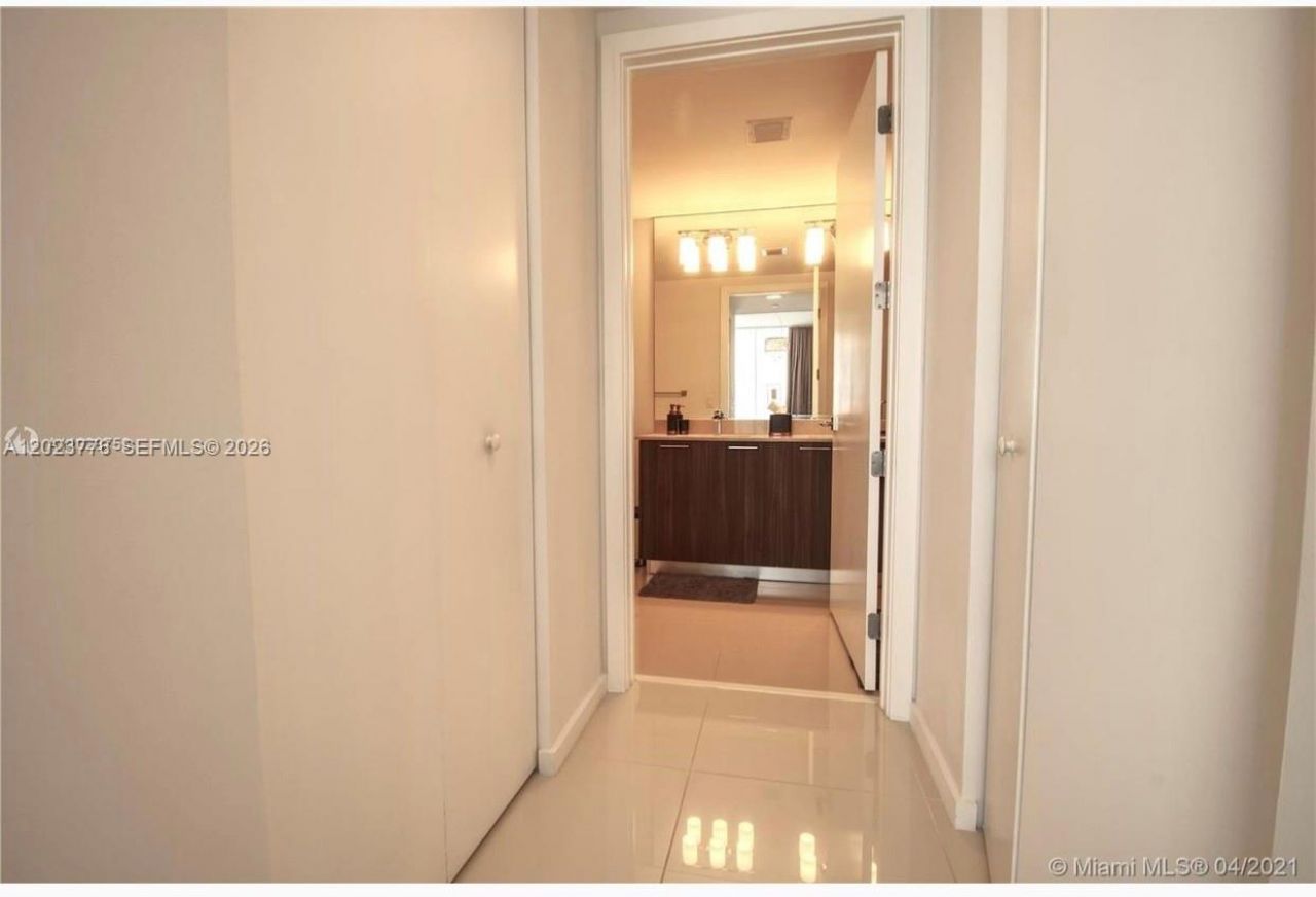 5300 Paseo Blvd  Unit 401 , Unit 401, Doral, FL 33166 Photo