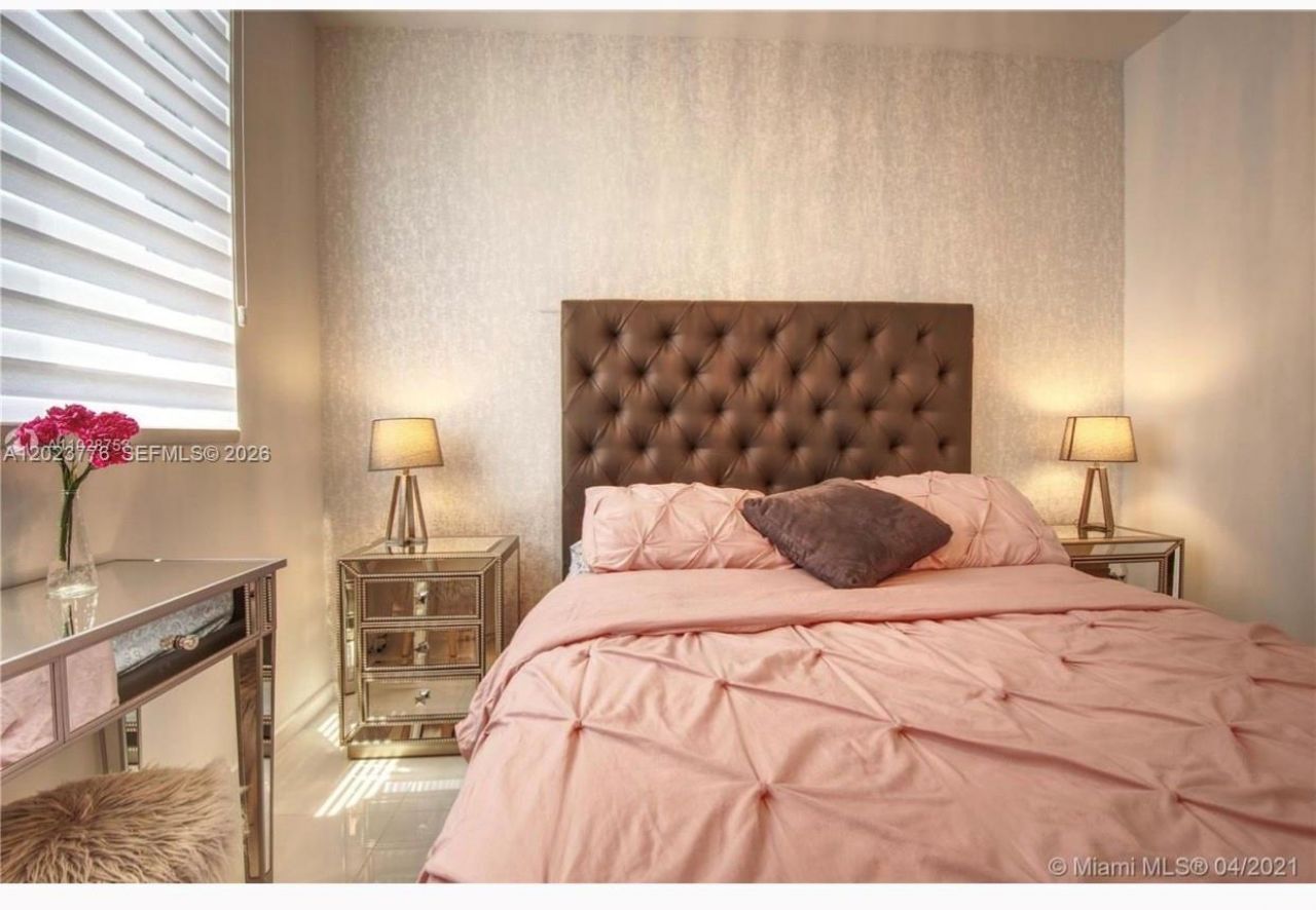5300 Paseo Blvd  Unit 401 , Unit 401, Doral, FL 33166 Photo