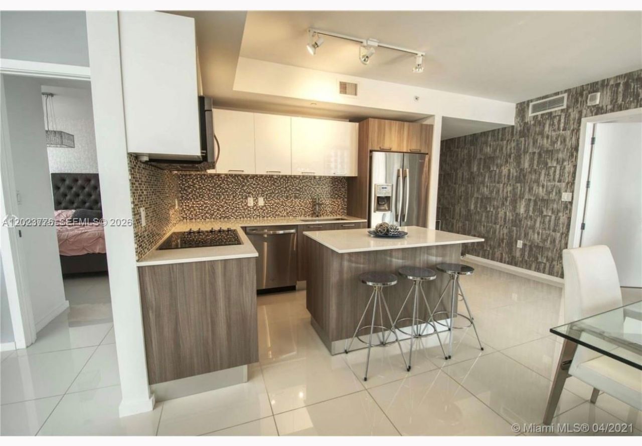 5300 Paseo Blvd  Unit 401 , Unit 401, Doral, FL 33166 Photo