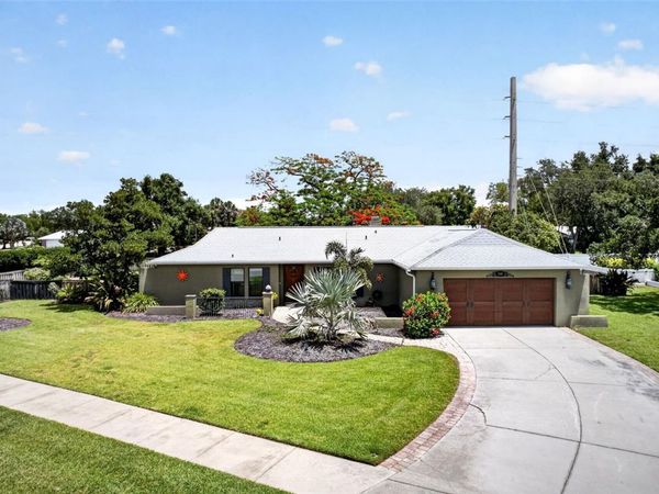 3695 COUNTRY PLACE BOULEVARD , SARASOTA, FL 34233