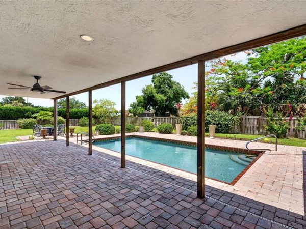 3695 COUNTRY PLACE BOULEVARD, SARASOTA, FL 34233