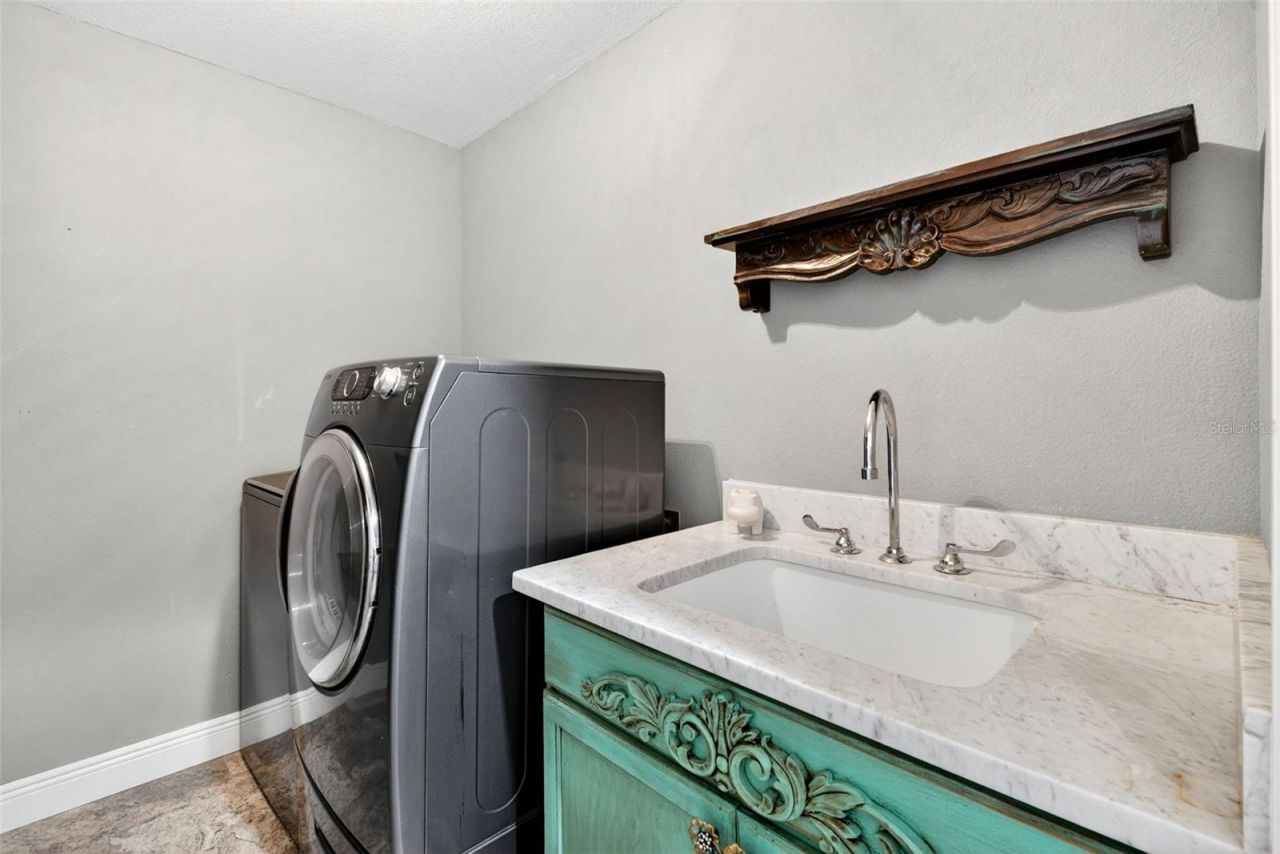 3695 Country Place Boulevard, Sarasota, FL 34233 Photo
