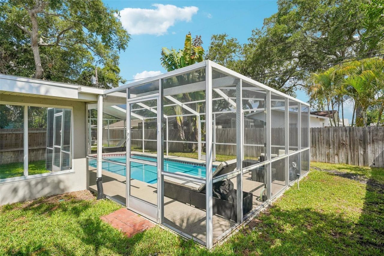 1862 Francis Drive, Clearwater, FL 33763 Photo