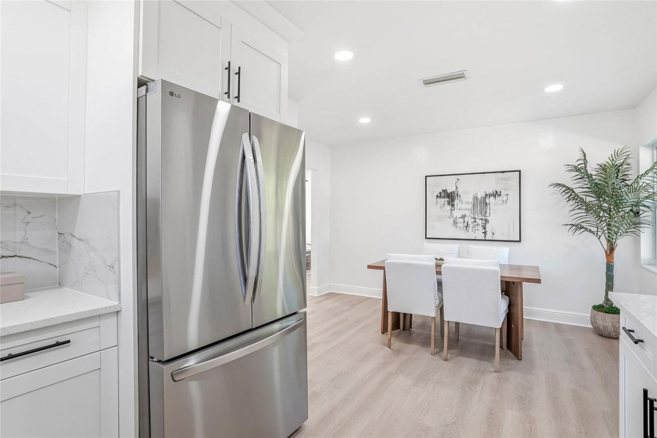4720 Mohegan Road , Saint Petersburg, FL 33708 Photo