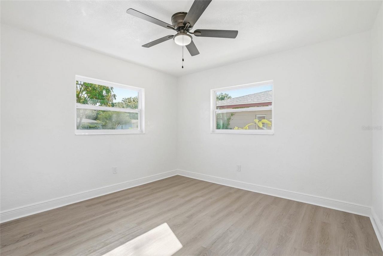 4720 Mohegan Road , Saint Petersburg, FL 33708 Photo