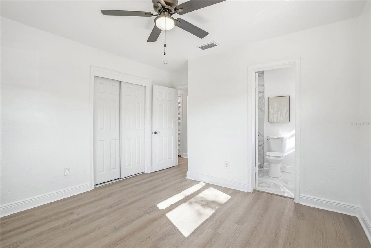 4720 Mohegan Road , Saint Petersburg, FL 33708 Photo