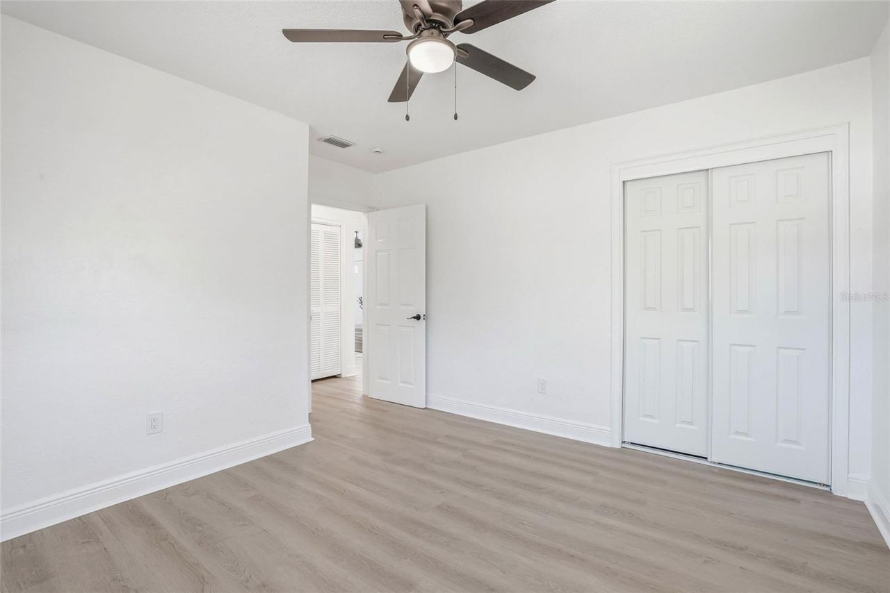 4720 Mohegan Road , Saint Petersburg, FL 33708 Photo