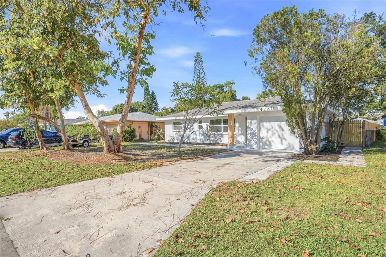 4720 Mohegan Road , Saint Petersburg, FL 33708 Photo