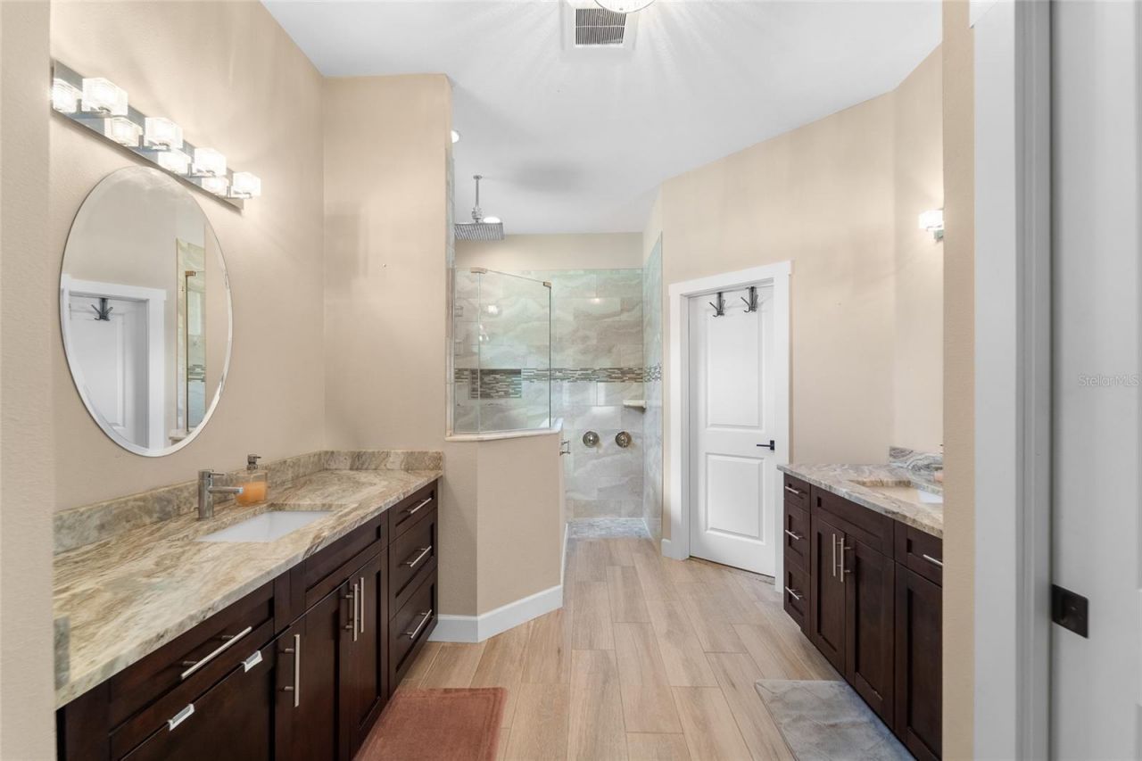 315 S Glen Arven Avenue , Tampa, FL 33617 Photo