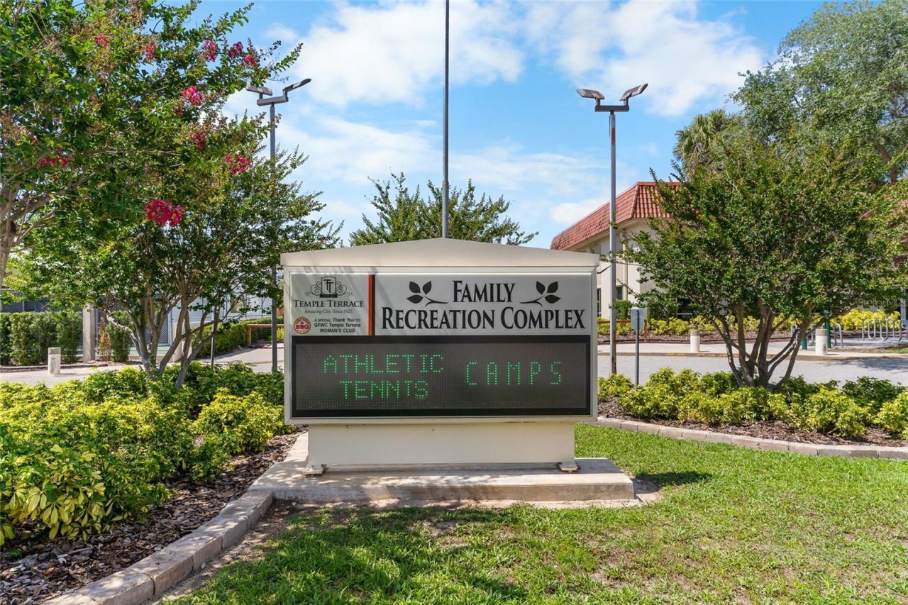315 S Glen Arven Avenue , Tampa, FL 33617 Photo