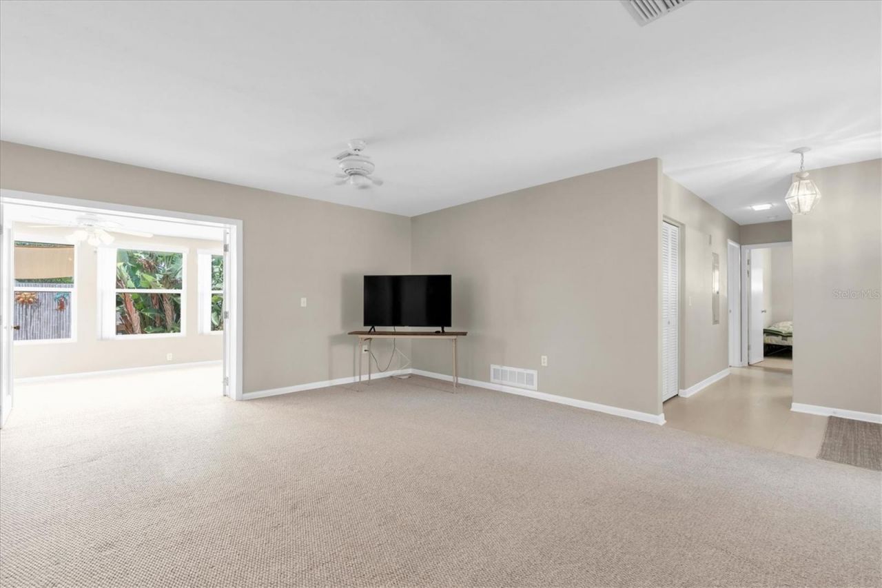 1936 Nugget Drive , Clearwater, FL 33755 Photo