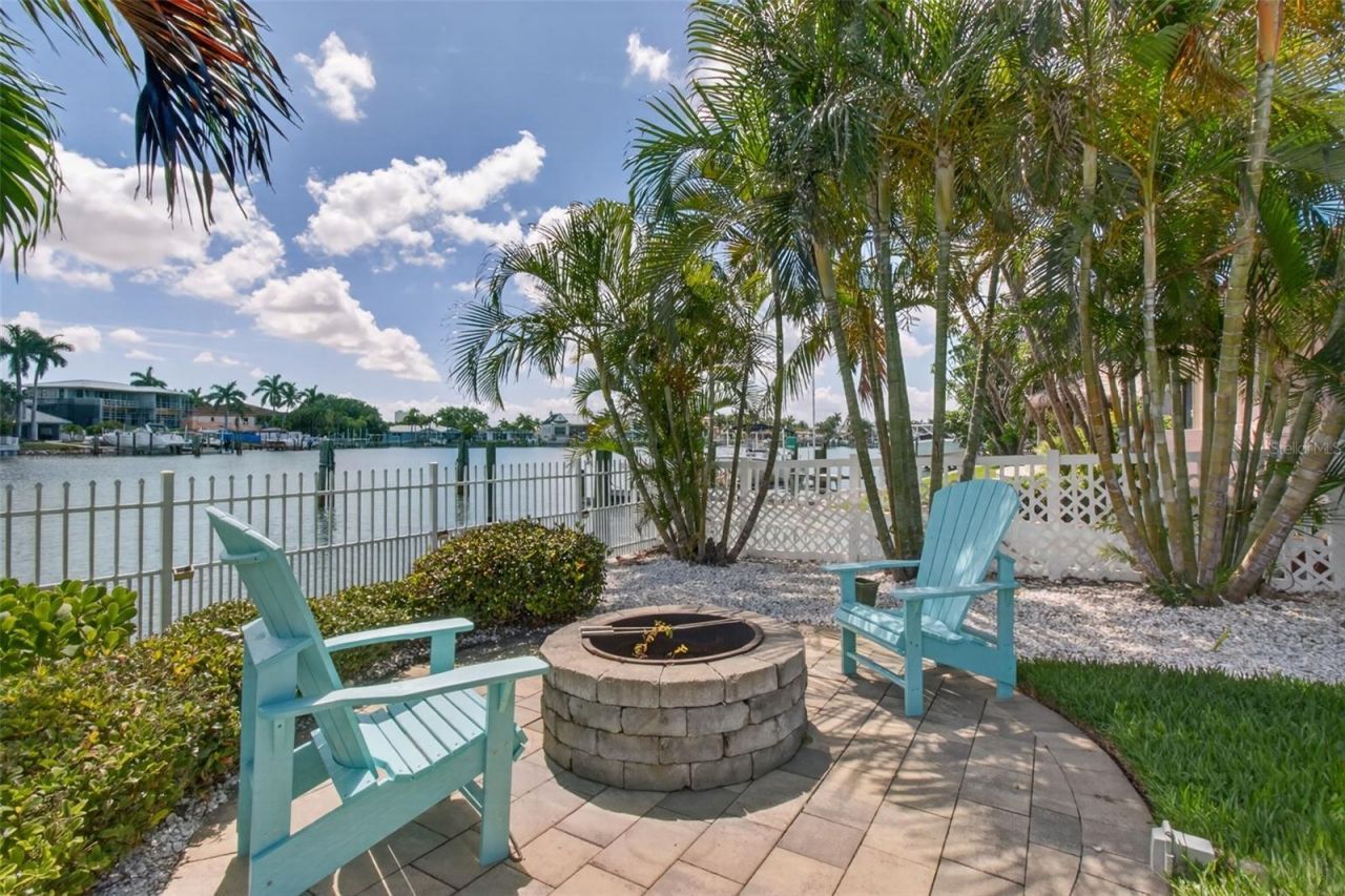1260 81st Street S, Saint Petersburg, FL 33707 Photo