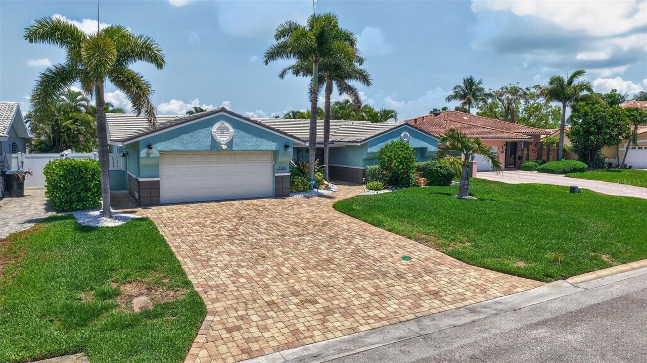 1260 81st Street S, Saint Petersburg, FL 33707 Photo