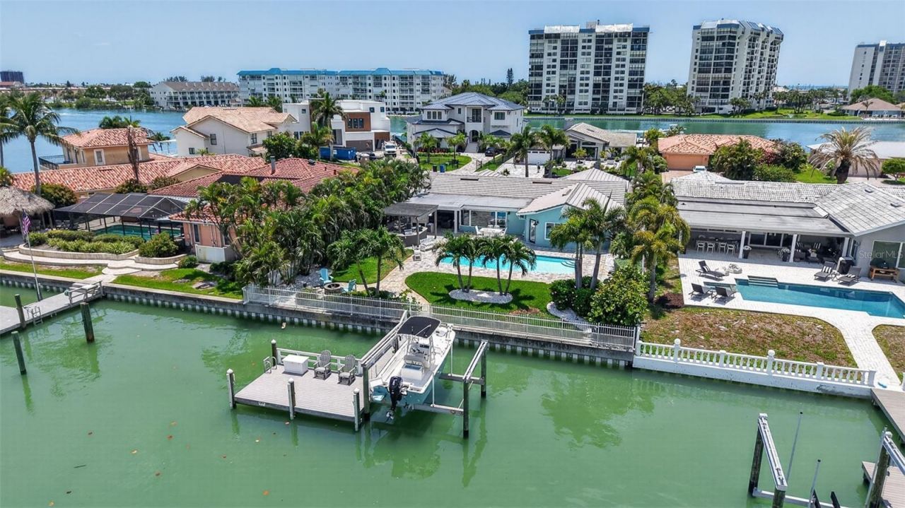 1260 81st Street S, Saint Petersburg, FL 33707 Photo