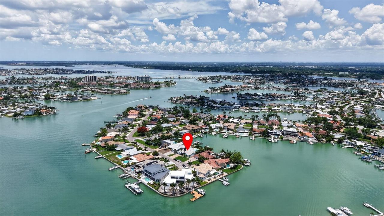 1260 81st Street S, Saint Petersburg, FL 33707 Photo