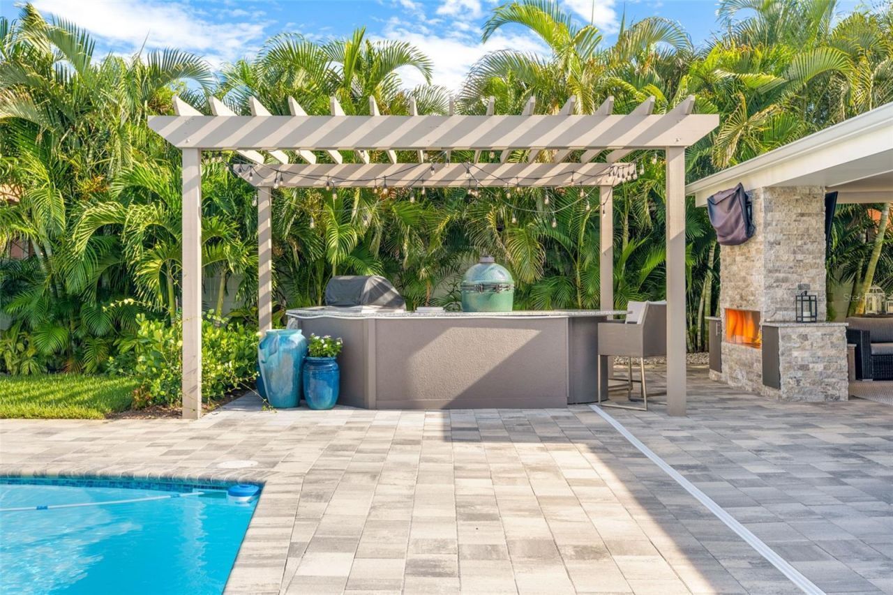 1260 81st Street S, Saint Petersburg, FL 33707 Photo