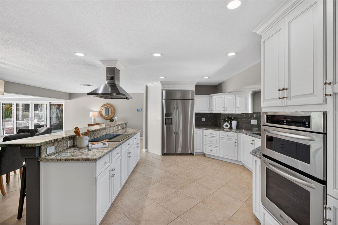 1260 81st Street S, Saint Petersburg, FL 33707 Photo