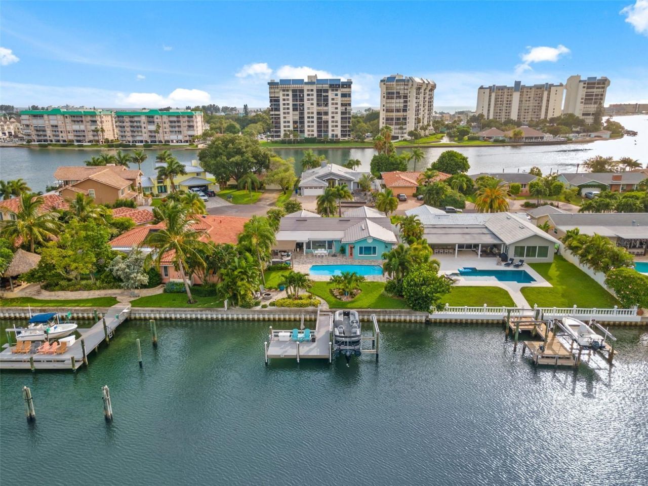 1260 81st Street S, Saint Petersburg, FL 33707 Photo