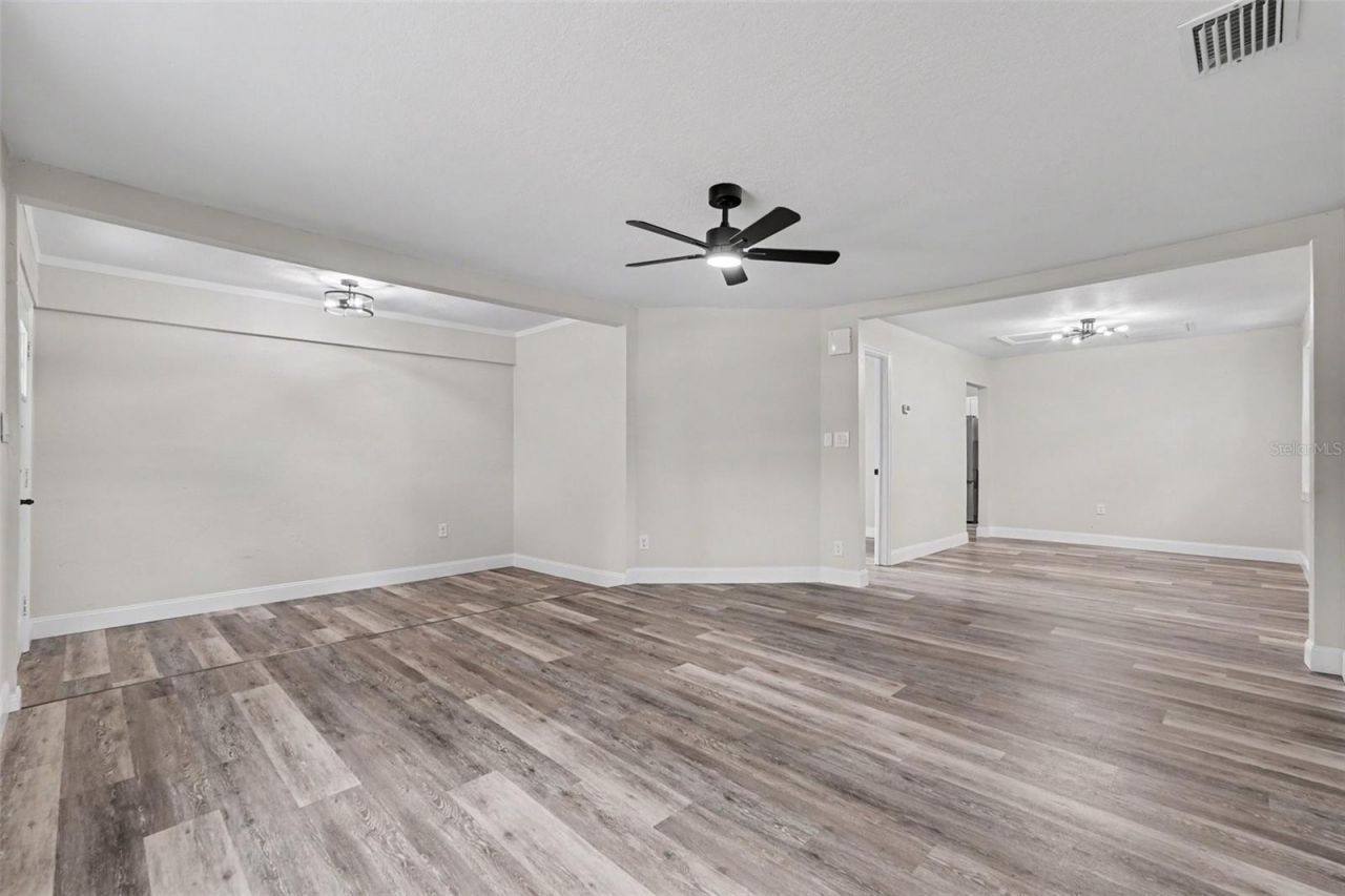 1804 E Comanche Ave , Tampa, FL 33610 Photo