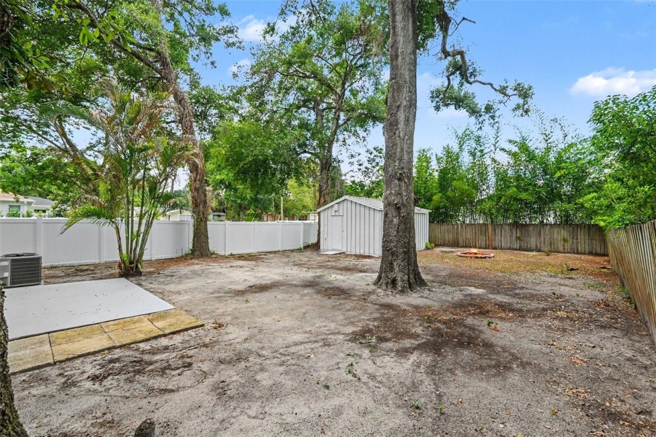1804 E Comanche Ave , Tampa, FL 33610 Photo