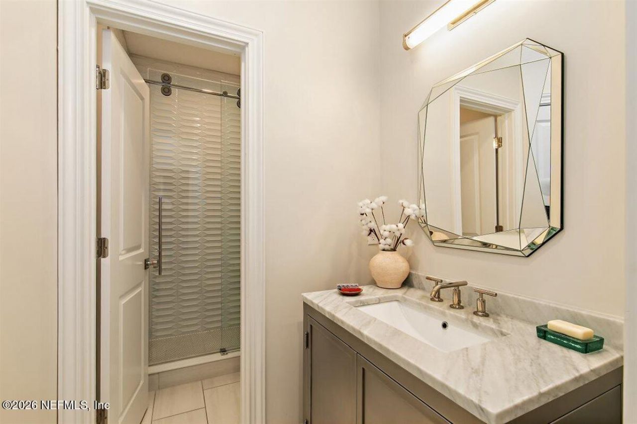 7575 Hollyridge Road, Jacksonville, FL 32256 Photo