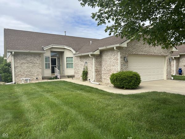 4964 W Cedar Cove Drive , New Palestine, IN 46163