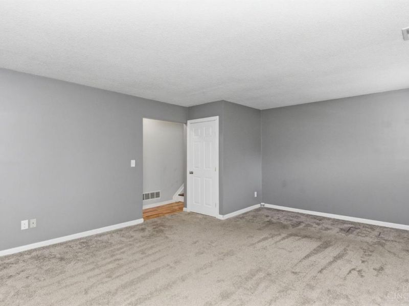 5737 Liberty Fairfield Road, Fairfield Twp, OH 45011 Photo 28