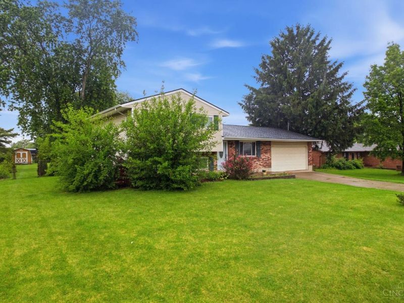 5737 Liberty Fairfield Road, Fairfield Twp, OH 45011 Photo 3