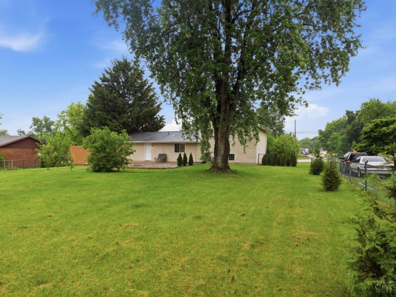 5737 Liberty Fairfield Road, Fairfield Twp, OH 45011 Photo 7