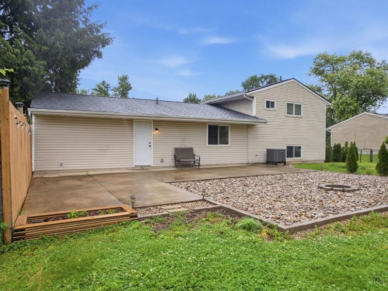 5737 Liberty Fairfield Road, Fairfield Twp, OH 45011 Photo 8