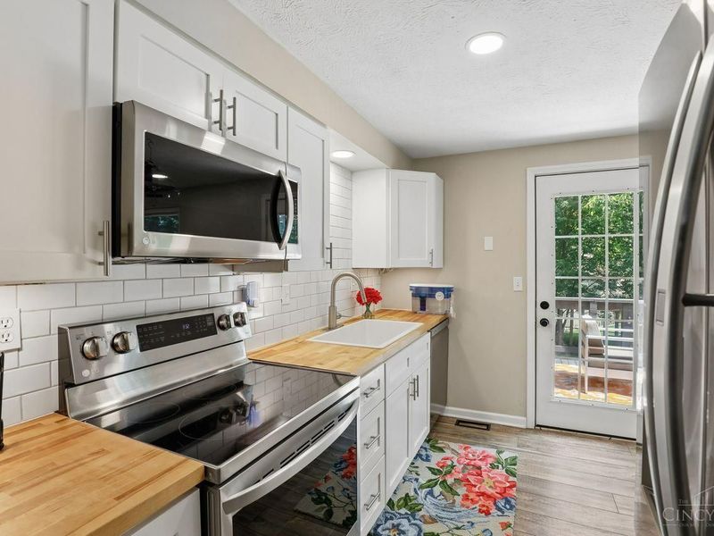 6673 Fernshire Court, Mason, OH 45040 Photo 14