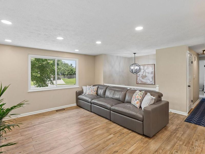 6673 Fernshire Court, Mason, OH 45040 Photo 6